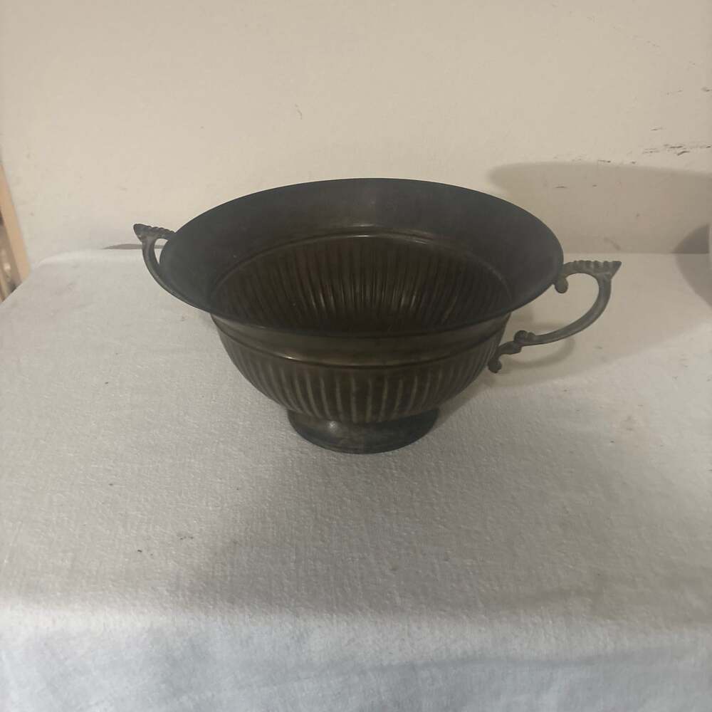 Vintage Neoclassical Brass Pedestal Bowl with Ribbed Body and Ornate Scroll Hand